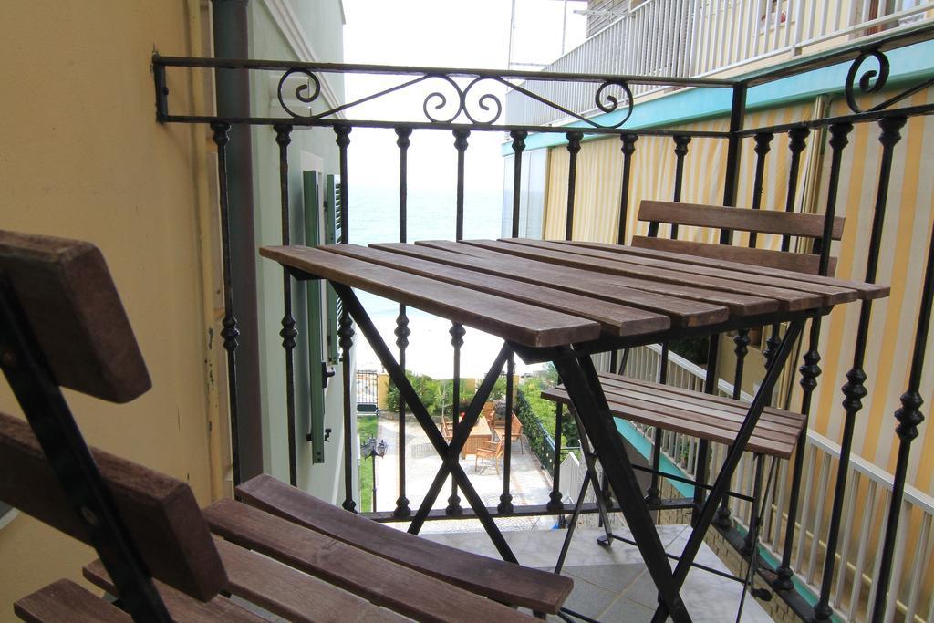 דירות ריווה ליגורה Residenza Marina מראה חיצוני תמונה
